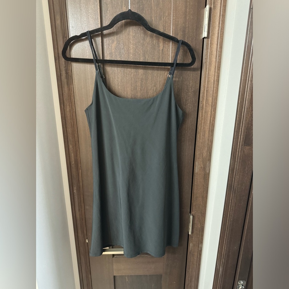 Abercrombie black traveler dress